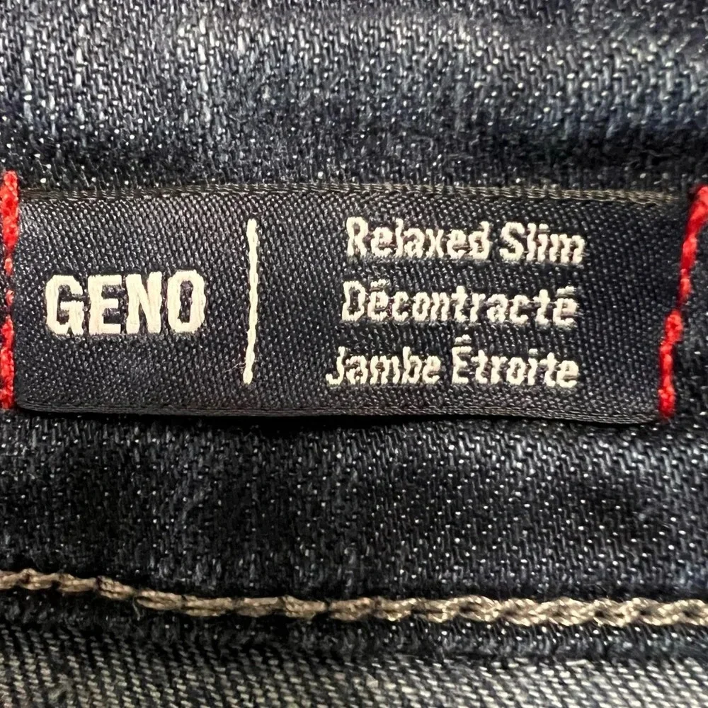 True Religion Brand ‘Geno’ Relaxed Slim‎ Jeans. Size 32.
